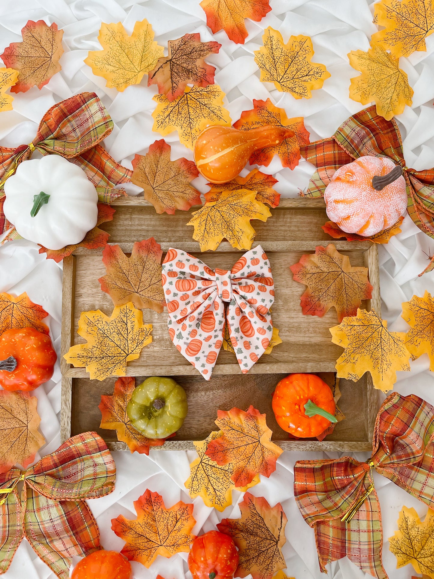 Autumn is calling - Pumpkin Pattern Bow