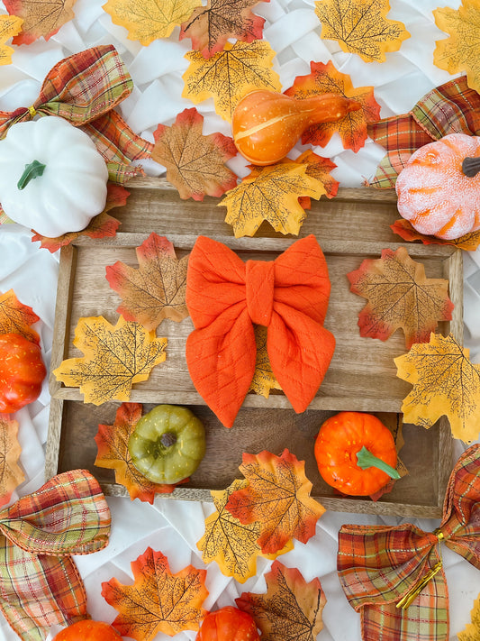 Autumn is calling - Orange Wool Bow
