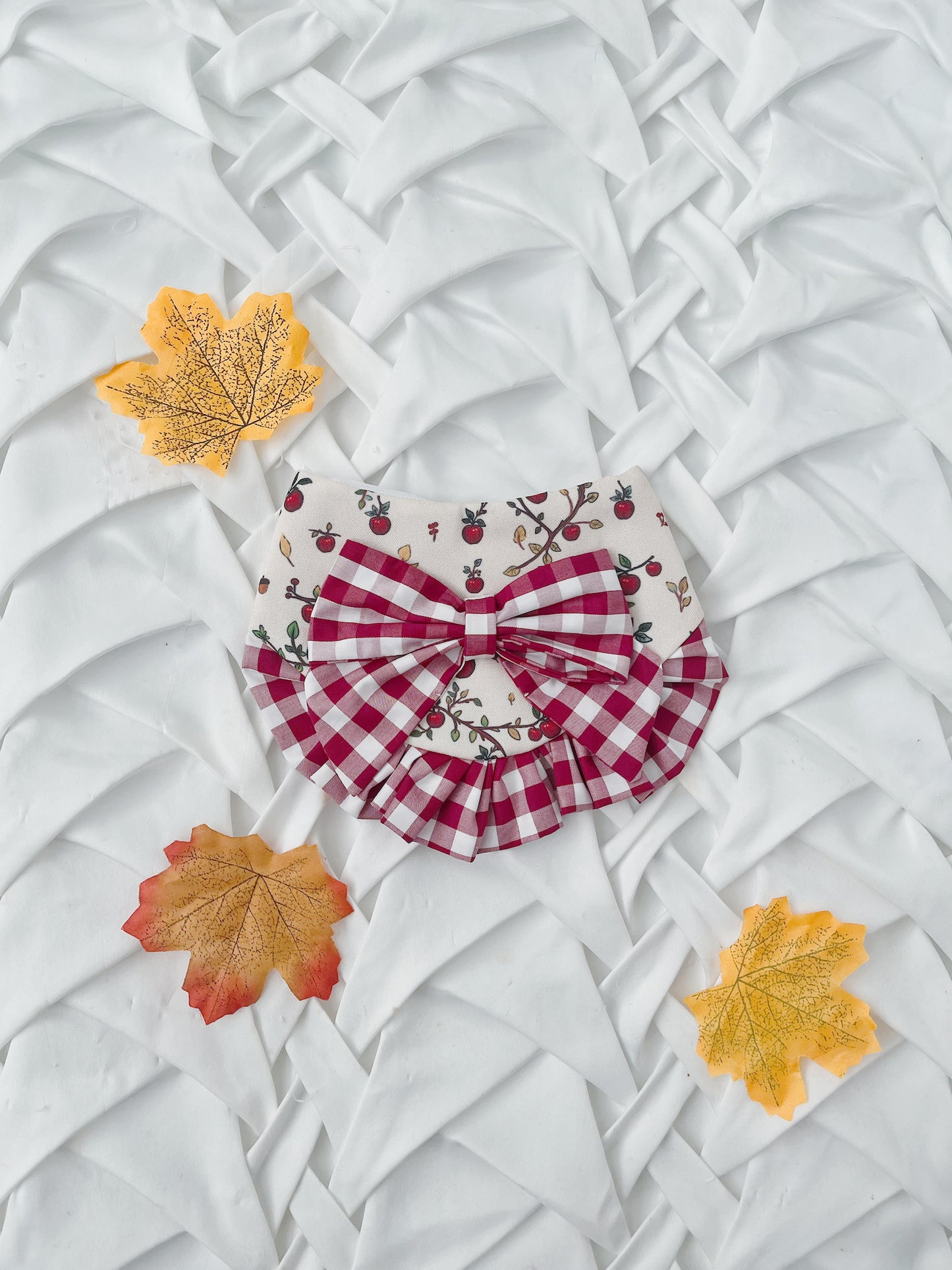 Apple plaid Frill Bandana